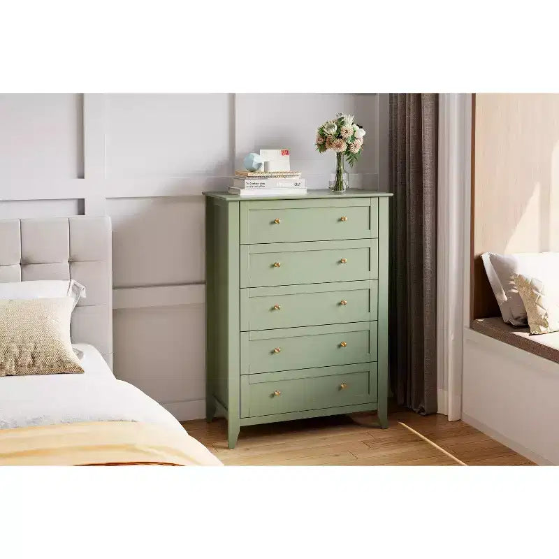 Cassettiera alta 42,5 pollici con 5 cassetti per camera da letto, mobile contenitore in legno con cassetti profondi 11,9 pollici e pomelli metallici dorati, ideale per ingresso o corridoio