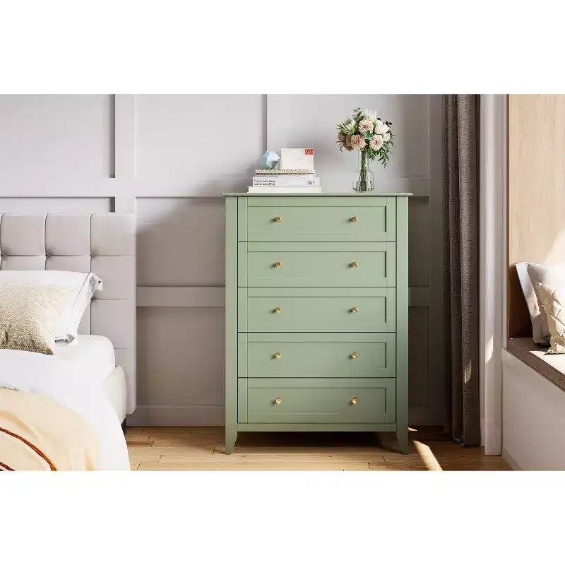 Cassettiera alta 42,5 pollici con 5 cassetti per camera da letto, mobile contenitore in legno con cassetti profondi 11,9 pollici e pomelli metallici dorati, ideale per ingresso o corridoio